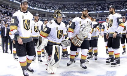 AP KNIGHTS JETS HOCKEY S HKN CAN MB