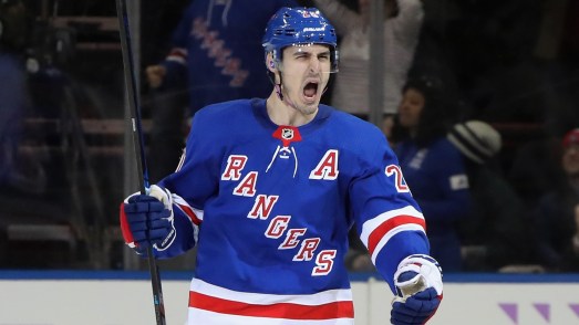 chris-kreider-rangers-012020-getty-ftrjpeg_1u5p8mafzg6r71ryfa96p79xv6